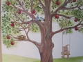 childrens-murals-trees-family-tree-with-names-in-apples