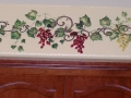 residential-murals-kitchen-grapevine-border